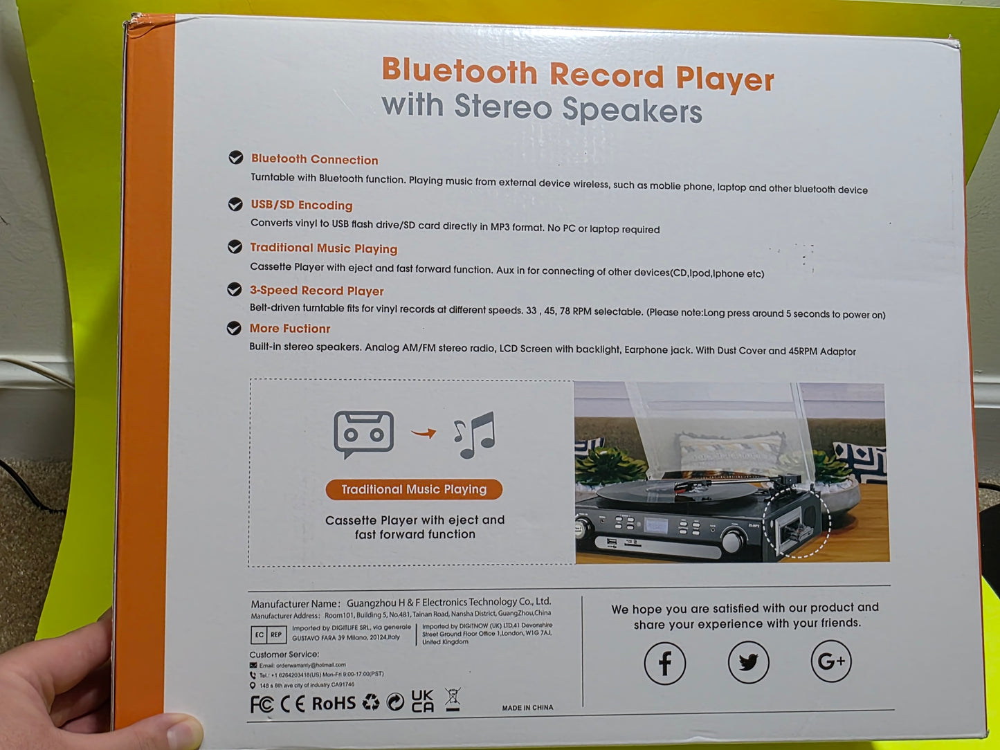 DIGITNOW Bluetooth Record Player ā 3-Speed Turntable with Built-in Speakers