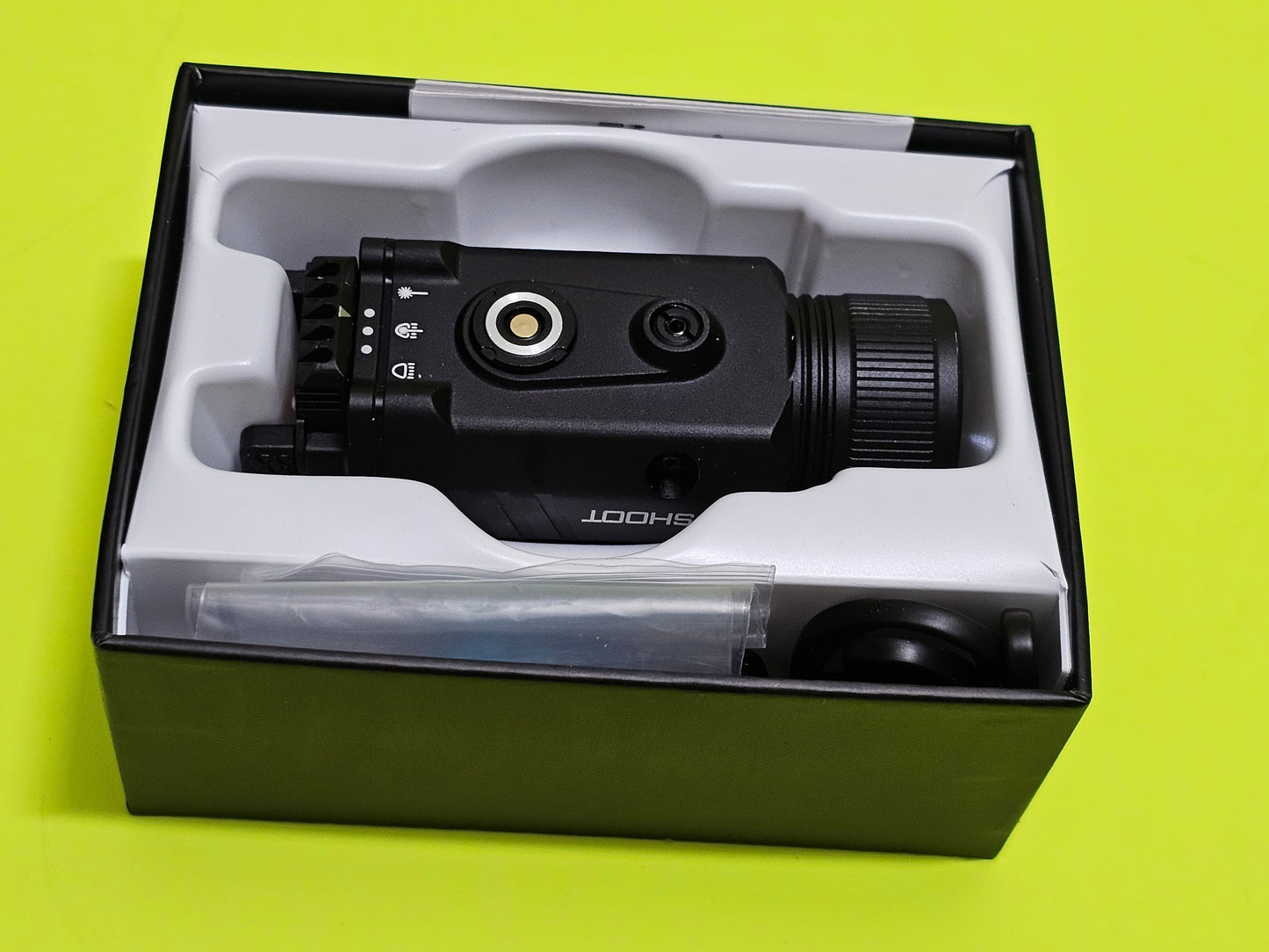 EZshoot Tactical Gun Flashlight w/ Green Laser Sight – Rail Mount – NEW!